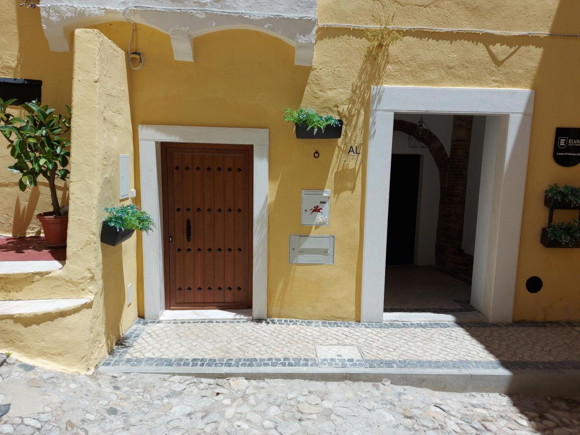 Largo D Vizinha Bia Villa Elvas Luaran gambar